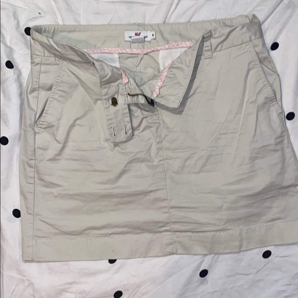 Vineyard Vines khaki skirt